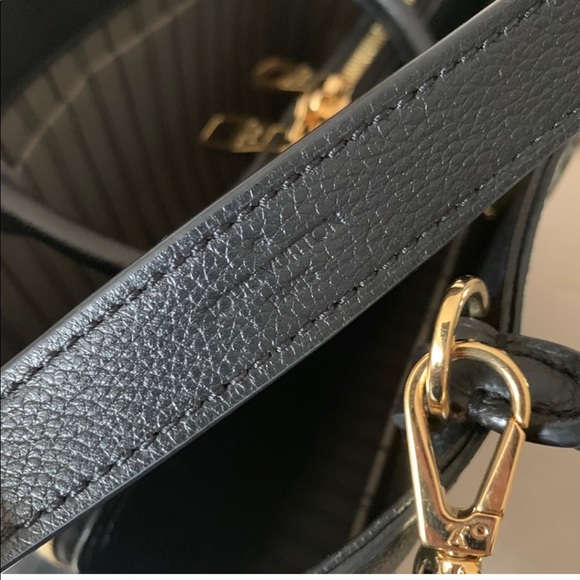 Louis Vuitton Montaigne Empreinte Leather MM, Noir - Picture 5 of 8